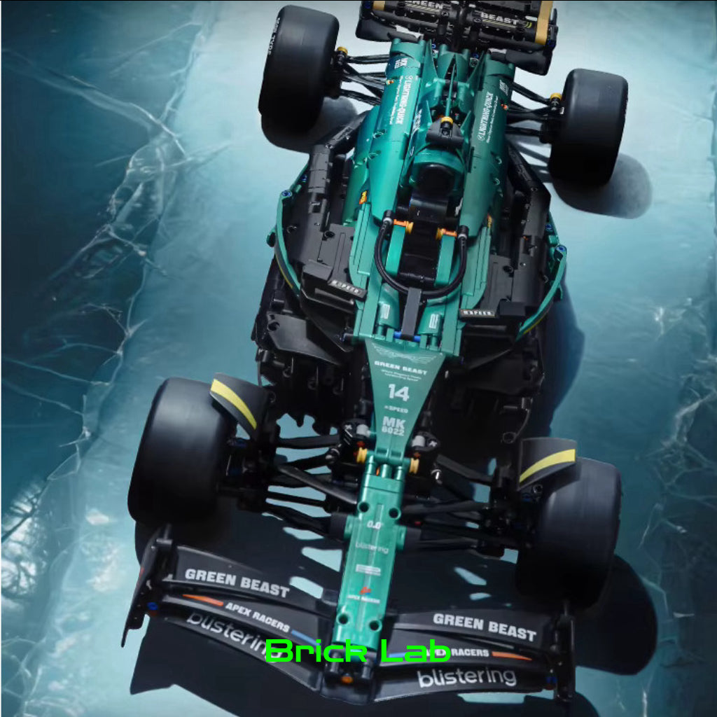 F1 - Aston Martin - 1912 peças - Escala 1:8